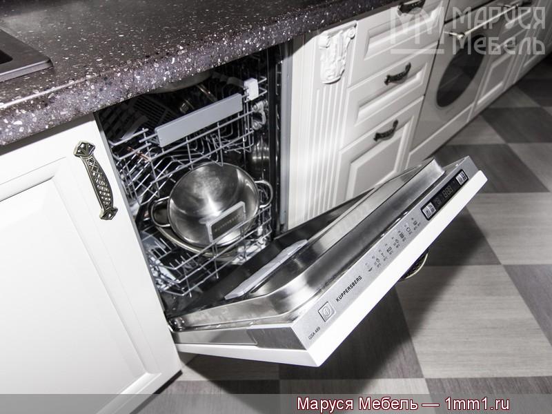 Прямая белая кухня: Посудомоечная машина Kupersberg