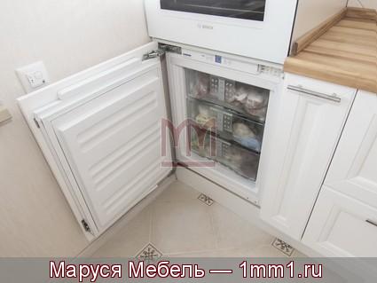Холодильники под столешницей встроенные: 