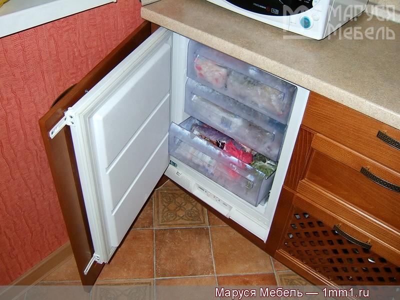 Холодильники под столешницей встроенные: 