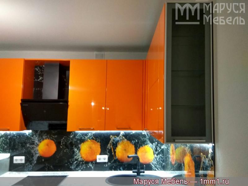 Кухня Апельсин: Шкафы эмаль и алюминий