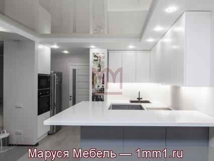 Кухня белый верх серый низ: Фото кухни белый верх серый низ