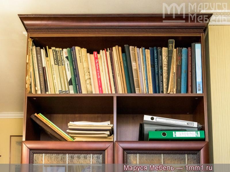 Библиотечный шкаф: Верх шкафа с карнизом