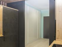 Прихожая с интегрированными ручками