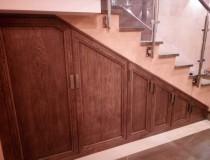 Шкаф под лестницу