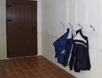 Вешалки настенные