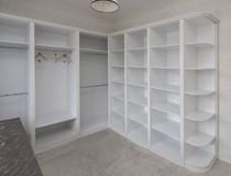 Белые гардеробные