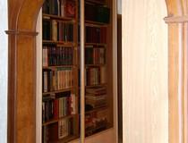 Шкаф-купе для книг