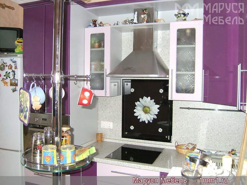 Стеклянные стеновые панели: Панно Астра белая в кухне фиолет