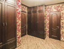 Прихожая из массива