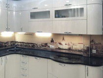 Кухни с гнутым фасадом