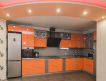 Оранжевые кухни