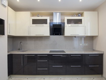 Кухни два цвета