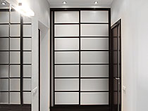 Шкафы-купе со стеклом